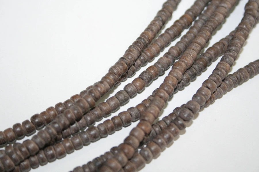 Woodbeads 4-5mm / item no.45-16-487 /  40cm / 100pcs /