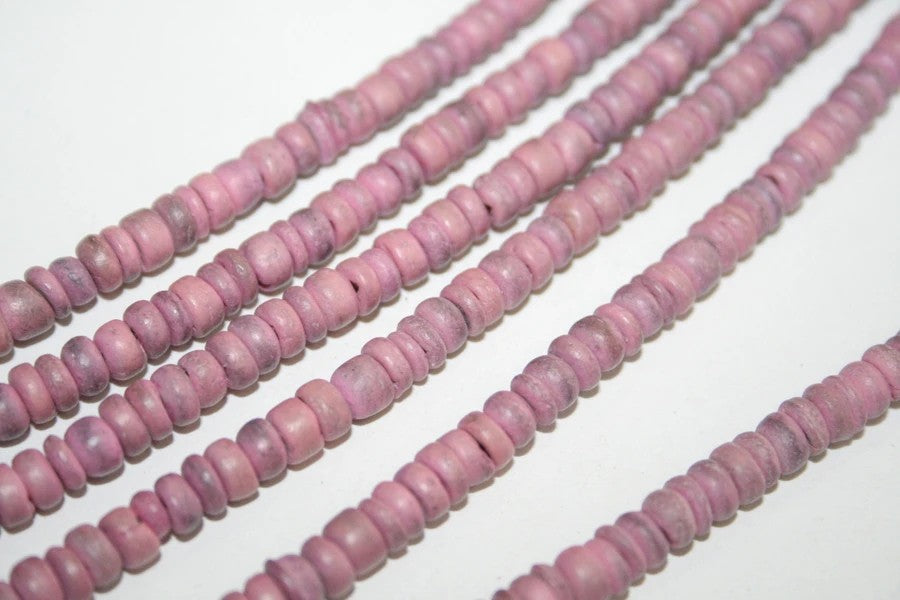 Woodbeads 4-5mm / item no.51-16-526 /  40cm / 100pcs /