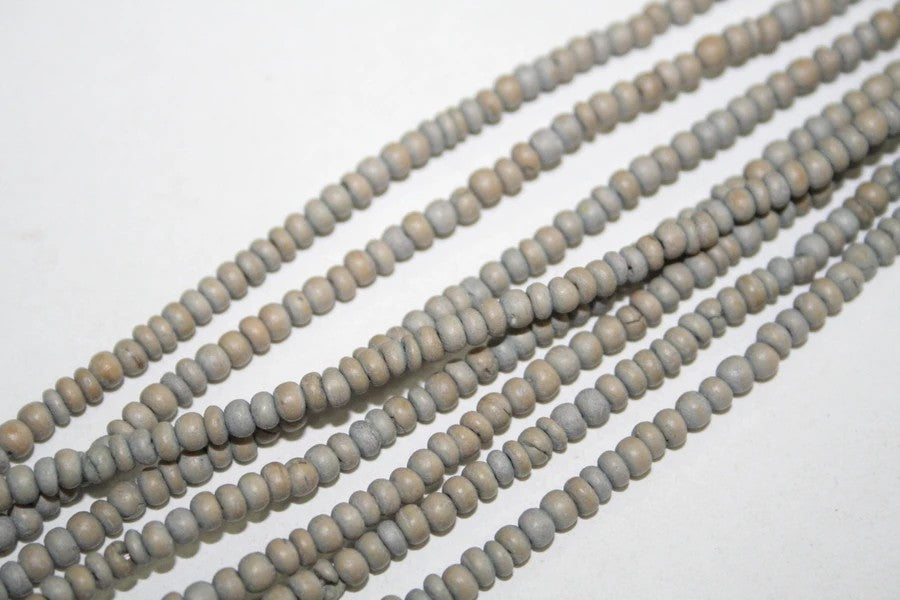 Woodbeads 2-3mm / item H024  /  40cm / 150pcs /