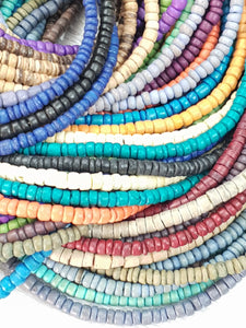 12 Mask Necklaces assorted colors 4-5mm 45cm / made from Natural Materials / 4002.1423
